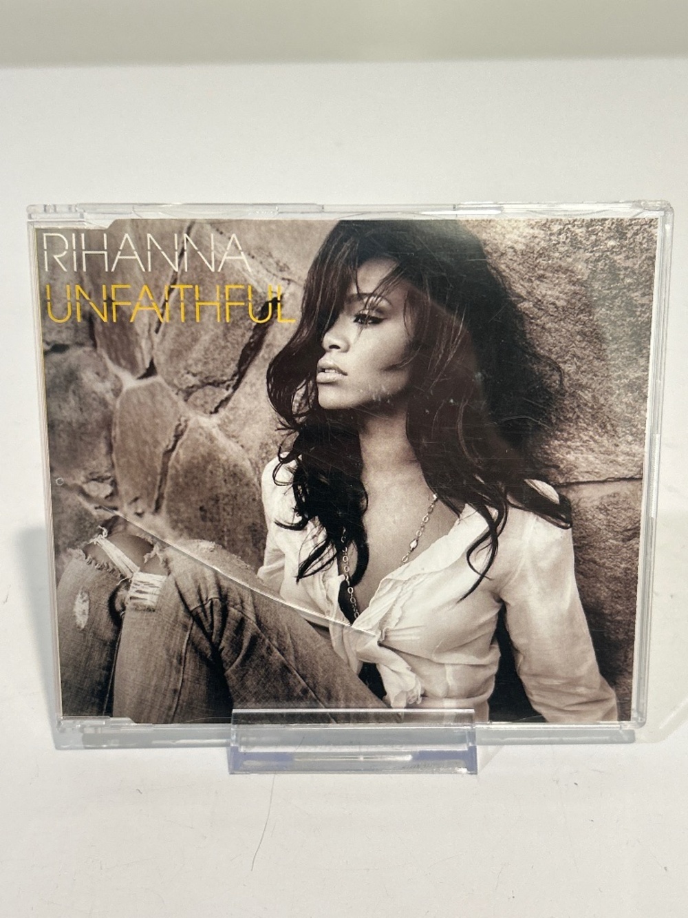 🤯5 for $20🤯 Rihanna “Unfaithful” CD Single [R&B Dance Pop]